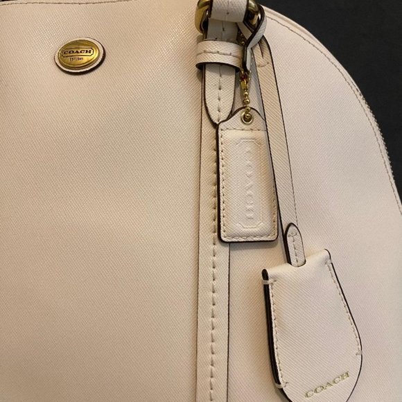 Coach Cream Tote Bag - Picture 3 of 16